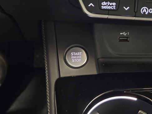 Used 2024 Audi A4 2.0T Premium Plus AWD/4WD image 34