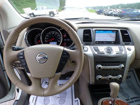 Used 2013 Nissan Murano LE w/ Platinum Pkg AWD/4WD image 10