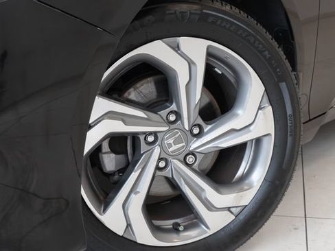 Used 2020 Honda Accord EX image 2