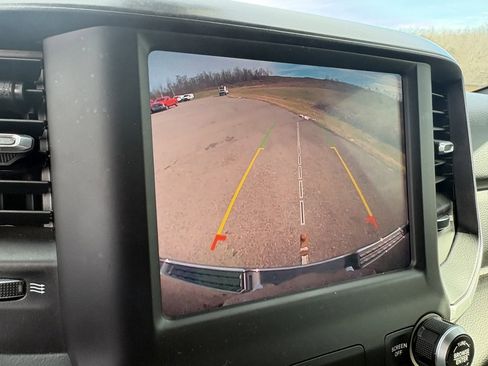 Used 2022 RAM 1500 Big Horn image 40