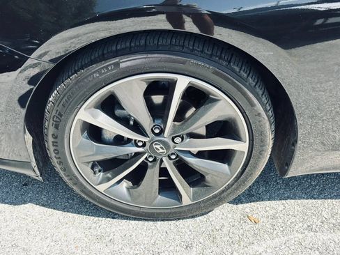 Used 2020 Hyundai Veloster 2.0 Premium FWD image 20