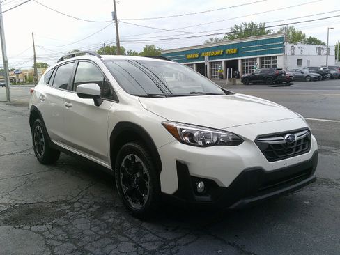 Used 2021 Subaru Crosstrek 2.0i Premium AWD/4WD image 7