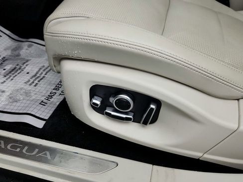 Used 2022 Jaguar I-PACE HSE image 11