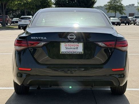 Used 2024 Nissan Sentra S FWD image 5