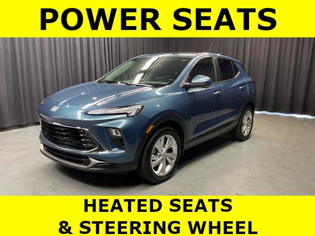 Used 2025 Buick Encore GX Preferred w/ Comfort Package FWD image 2