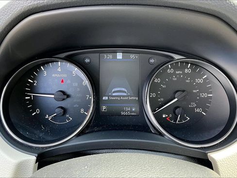 Used 2022 Nissan Rogue Sport SL AWD/4WD image 26