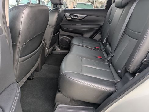 Used 2016 Nissan Rogue SL w/ SL Premium Package image 20