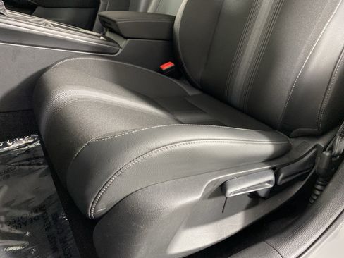 Used 2025 Honda Civic Sport image 15