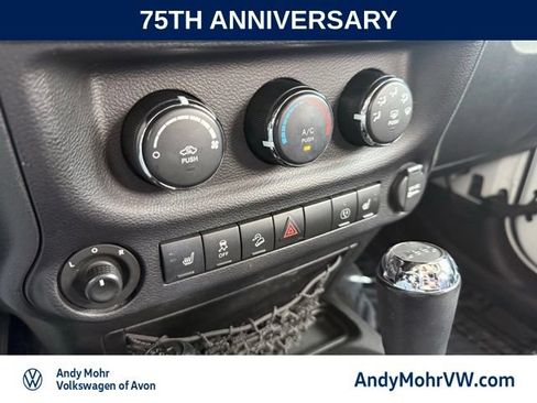 Used 2016 Jeep Wrangler Unlimited Sahara AWD/4WD image 25