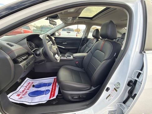 New 2025 Nissan Sentra SR w/ SR Premium Package image 12