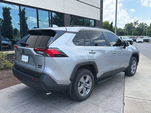 Used 2024 Toyota RAV4 XLE w/ Convenience Package AWD/4WD image 5