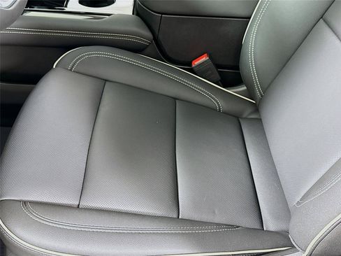 New 2026 GMC Yukon XL Elevation w/ LPO, Floor Liner Package AWD/4WD image 14