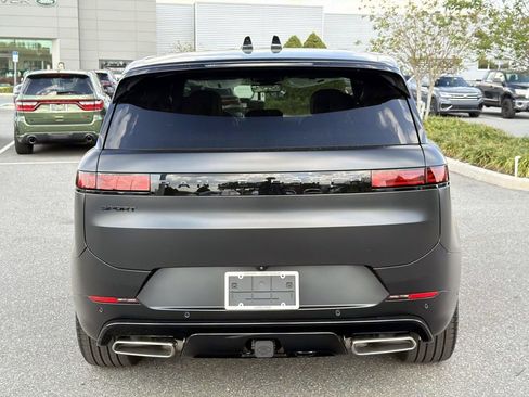 New 2026 Land Rover Range Rover Sport Dynamic SE AWD/4WD image 4