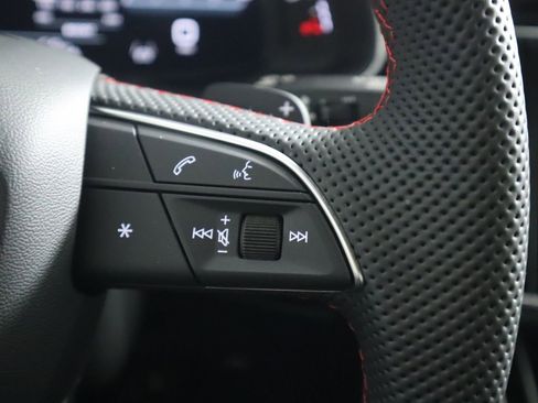 New 2026 Audi SQ8 Prestige image 13