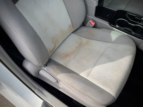 Used 2014 Toyota Camry LE image 20