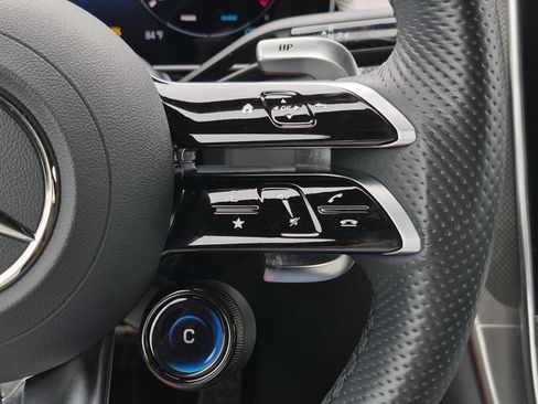 Certified 2025 Mercedes-Benz GLC 43 AMG 4MATIC image 27