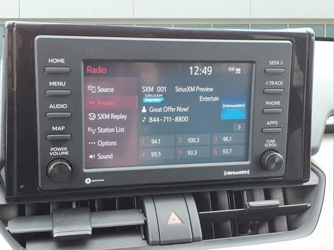 Used 2020 Toyota RAV4 XLE image 17