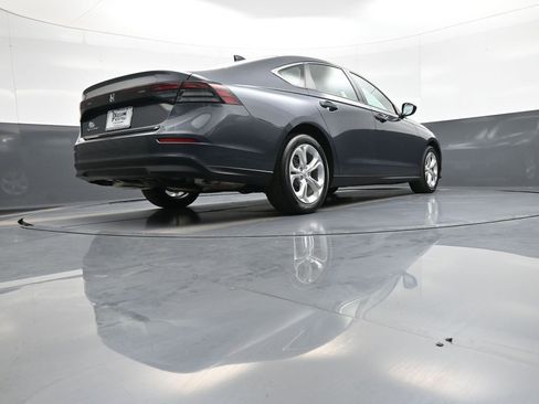 Certified 2023 Honda Accord LX image 29