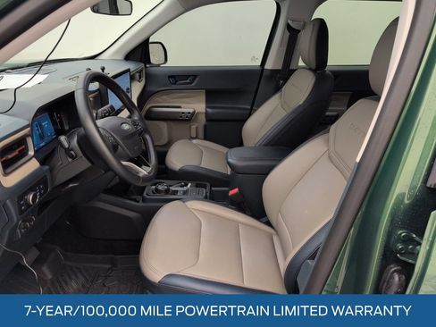 Used 2025 Ford Maverick Lariat w/ 4K Tow Package AWD/4WD image 4