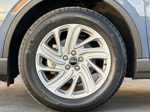 Used 2022 Lincoln Corsair FWD image 25