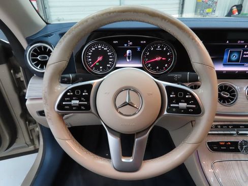 Used 2019 Mercedes-Benz E 450 Cabriolet image 14