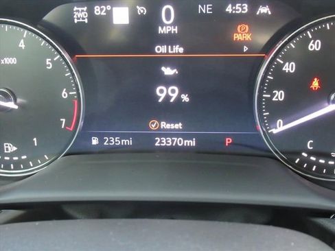 Used 2023 Buick Envision Avenir image 35