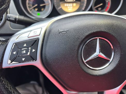 Used 2012 Mercedes-Benz C 300 4MATIC Sedan image 31