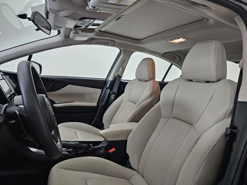 Used 2017 Subaru Impreza 2.0i Premium image 8