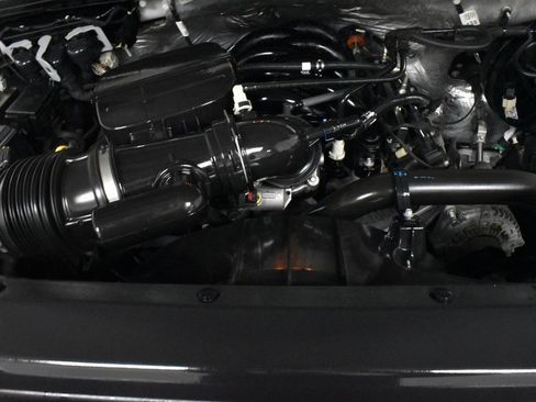 Used 2022 Ford F250 Lariat w/ Tremor Off-Road Package image 10