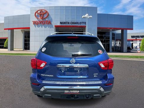 Used 2017 Nissan Pathfinder SL w/ SL Tech Package AWD/4WD image 6