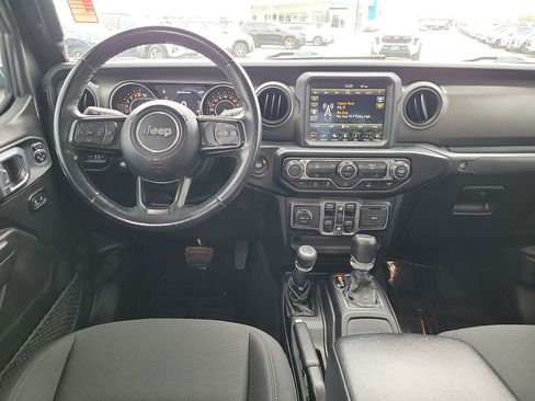 Used 2022 Jeep Gladiator Sport AWD/4WD image 10