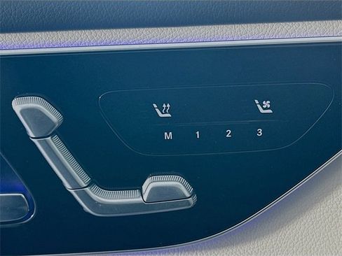 Certified 2025 Mercedes-Benz C 300 Sedan image 20