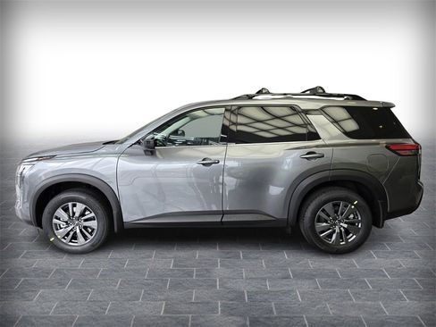 New 2026 Nissan Pathfinder SV image 3
