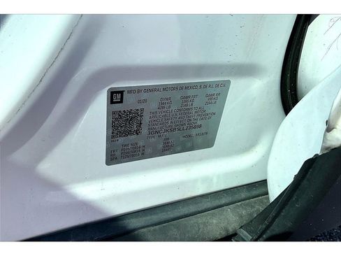 Used 2020 Chevrolet Trax LS w/ Tint and Cruise Package FWD image 36