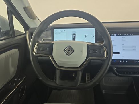 Used 2024 Rivian R1S Adventure AWD/4WD image 29