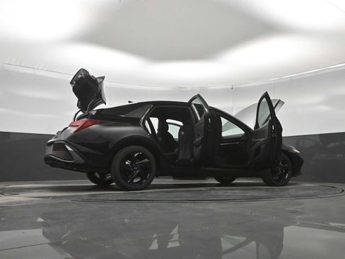 New 2026 Hyundai Elantra Sport FWD image 44