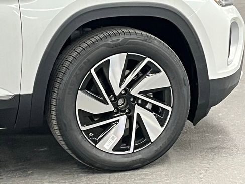 New 2026 Volkswagen Atlas SEL image 43