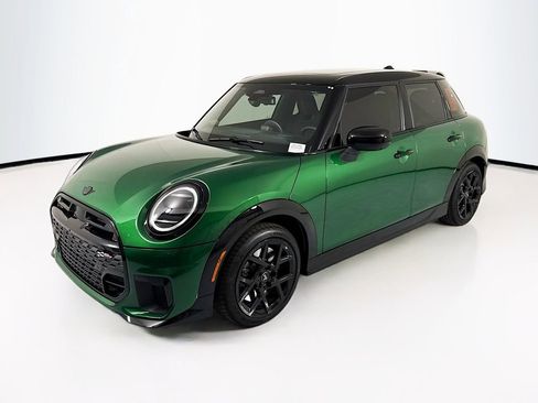 New 2026 MINI Cooper S image 1