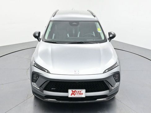 Used 2025 Buick Envision Sport Touring image 4