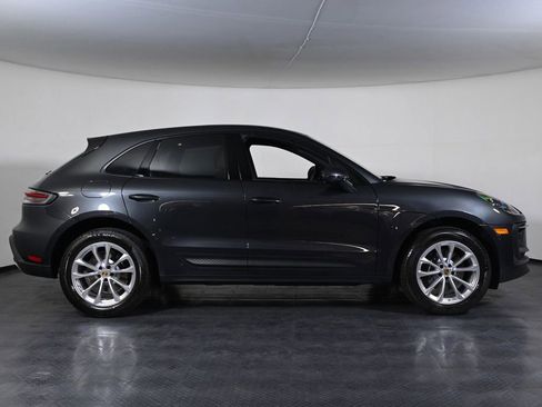 Used 2026 Porsche Macan AWD/4WD image 8