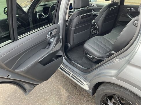 Used 2026 BMW X7 xDrive40i image 13