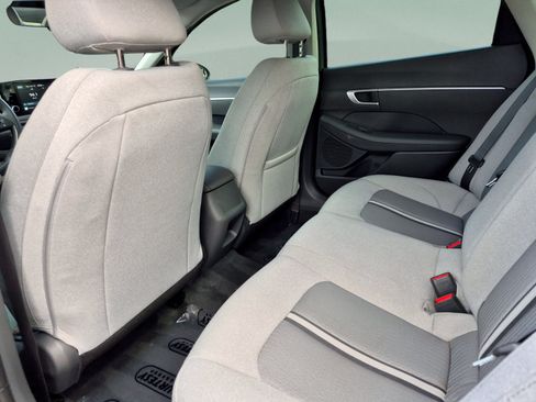 Certified 2022 Hyundai Sonata SE FWD image 14