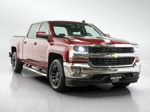 Used 2018 Chevrolet Silverado 1500 LT w/ All Star Edition AWD/4WD image 7