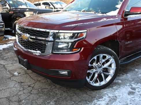 Used 2019 Chevrolet Tahoe LT image 2