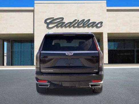 Certified 2024 Cadillac Escalade Premium Luxury w/ Performance Package image 5
