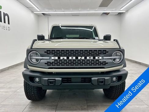 New 2026 Ford Bronco Badlands w/ Sasquatch Package AWD/4WD image 7