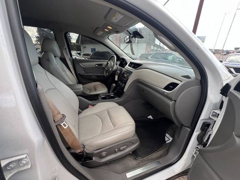 Used 2017 Chevrolet Traverse Premier AWD/4WD image 14