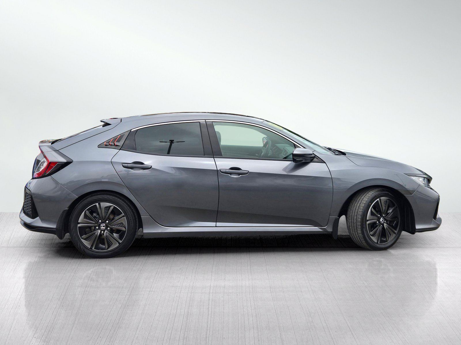 Used 2018 Honda Civic EX image 3
