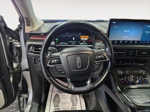 Certified 2021 Lincoln Nautilus Reserve w/ Equipment Group 202A image 13