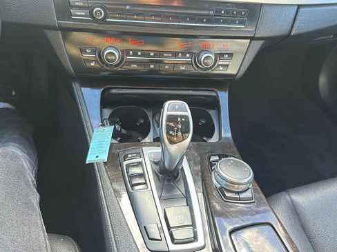 Used 2016 BMW 528i Sedan image 16